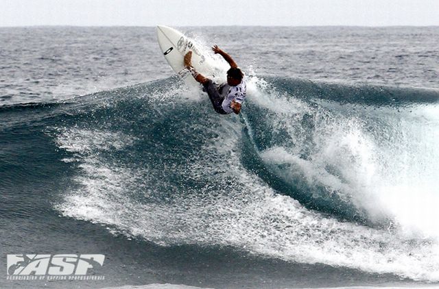 TanakaOakleyWJ11SR_4_0160-w