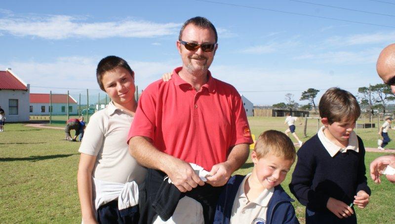 Cameron (Grade 6) and Nathan (Grade 0) with their Dad, Bob Harcus