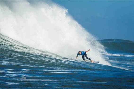 Jordy Smith in action in France