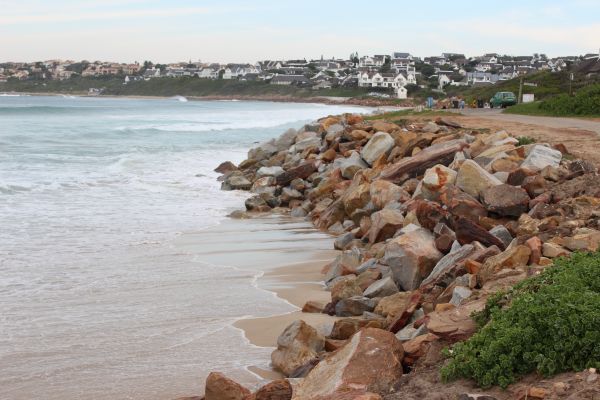 beach erosion at Anne Ave 010