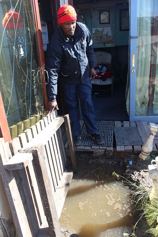 Sea Vista under water 004